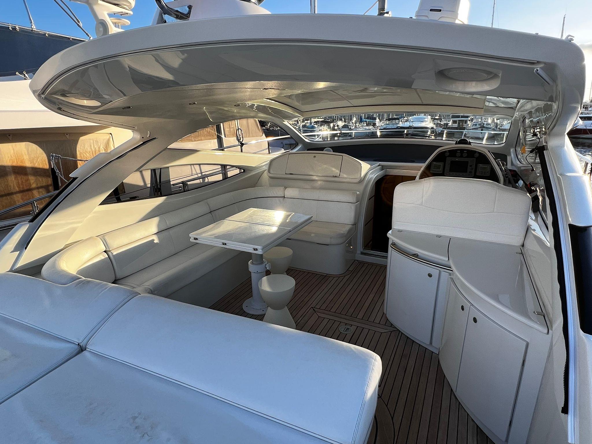 2007 PERSHING 50' 